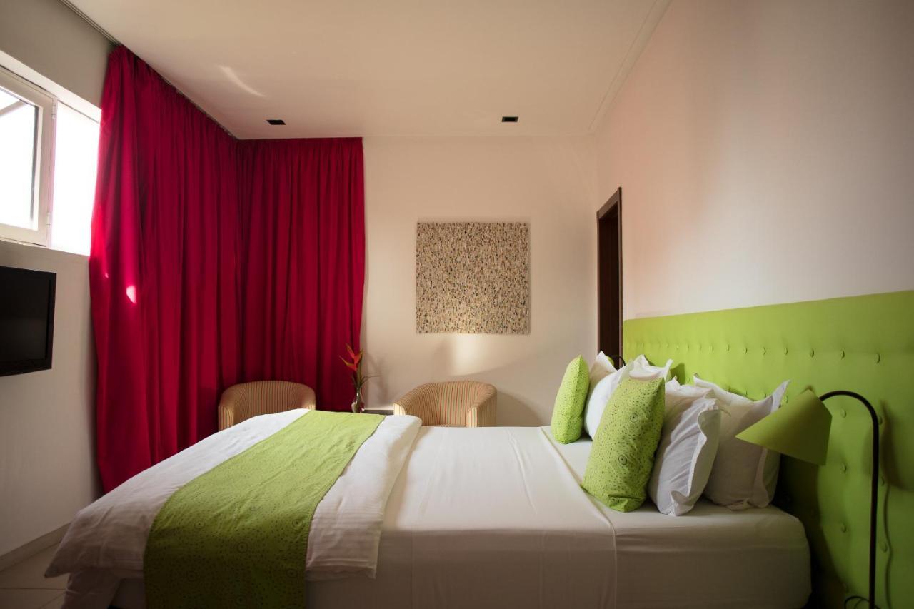 Hotel Maison Rouge Cotonou Exteriér fotografie